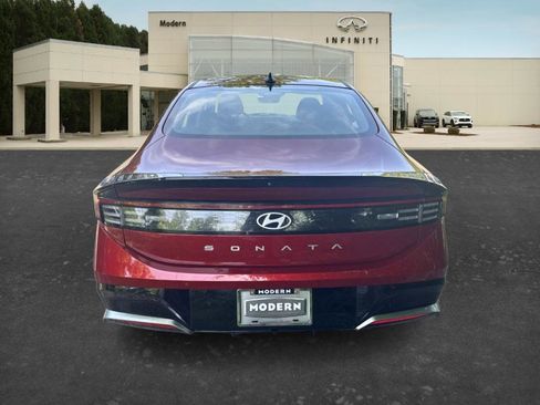 Used 2025 Hyundai Sonata SEL FWD image 22