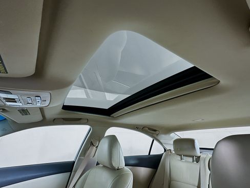Used 2012 Lexus ES 350 FWD image 25