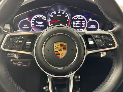 Used 2023 Porsche Cayenne S image 22