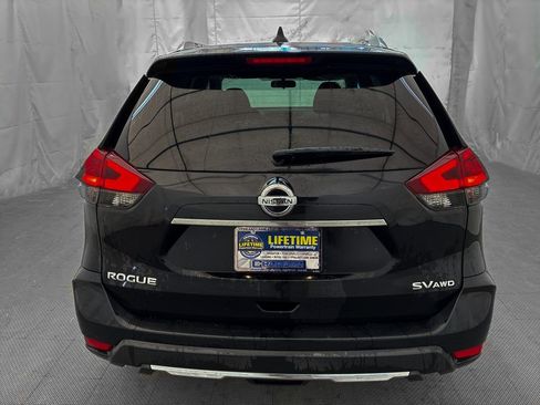 Used 2018 Nissan Rogue SV AWD/4WD image 6