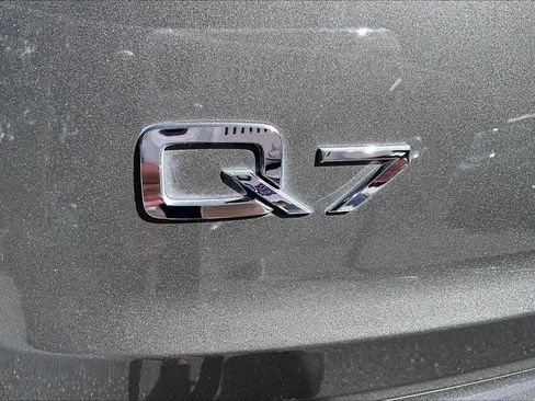 Used 2020 Audi Q7 3.0T Premium Plus AWD/4WD image 10