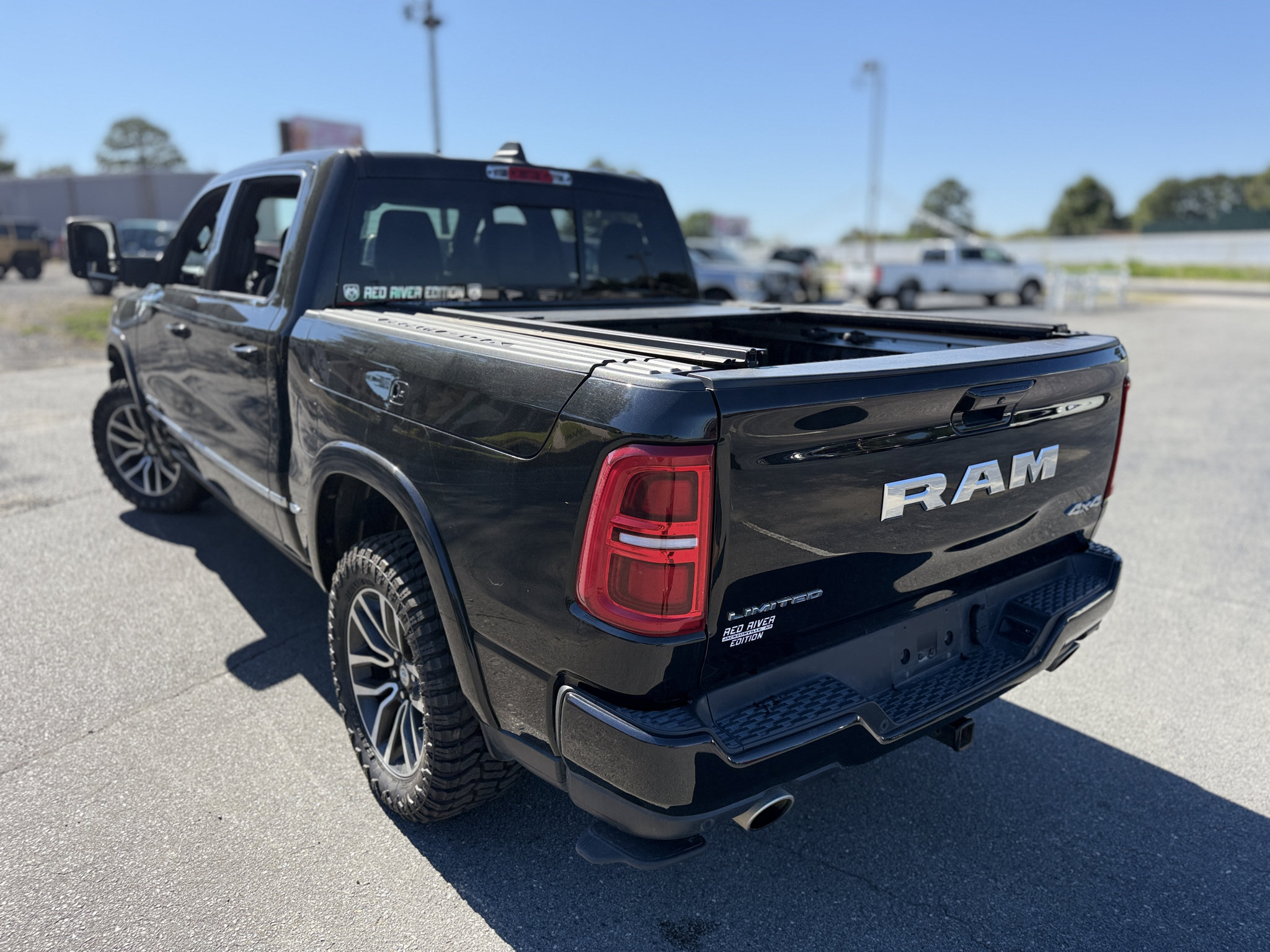 Used 2025 RAM 1500 Limited w/ Trailer Tow Group AWD/4WD image 38