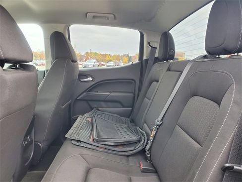 Used 2015 GMC Canyon SLE w/ SLE Convenience Package image 32