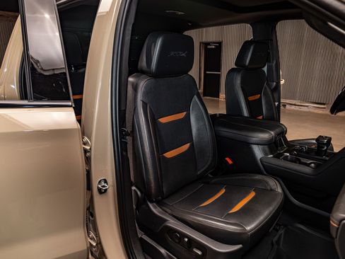 Used 2023 GMC Sierra 1500 AT4 w/ AT4 Preferred Package AWD/4WD image 26