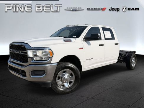 Used 2019 RAM 3500 Tradesman w/ Chrome Appearance Group AWD/4WD image 1