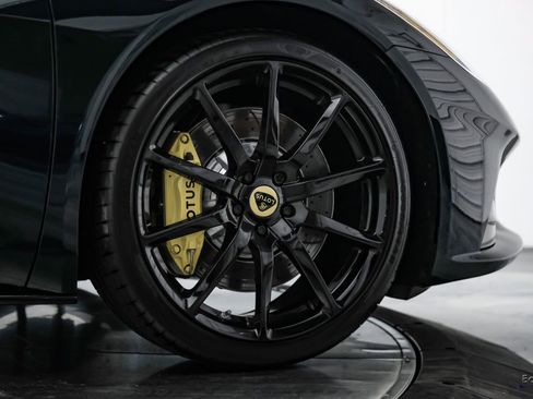 Used 2025 Lotus Emira RWD image 91