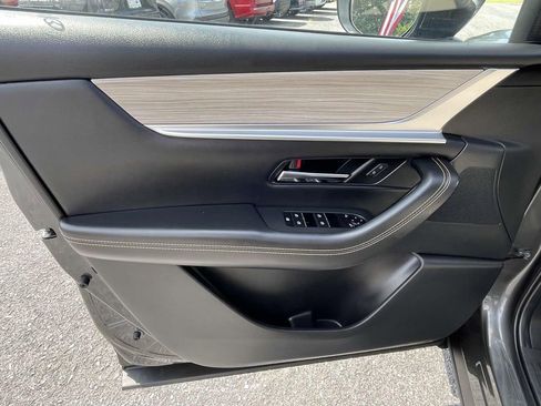 Used 2025 MAZDA CX-90 Plug-In Hybrid w/ Preferred image 17