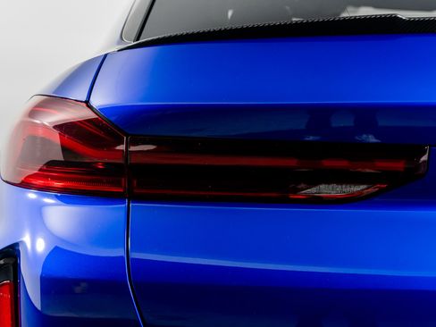 Used 2024 BMW X6 M Competition image 10