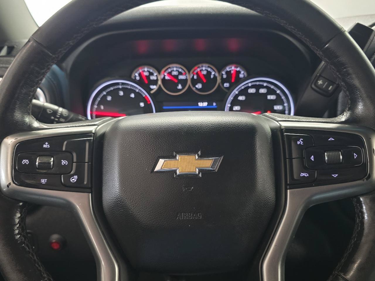 Used 2022 Chevrolet Silverado 3500 LT w/ Convenience Package AWD/4WD image 14