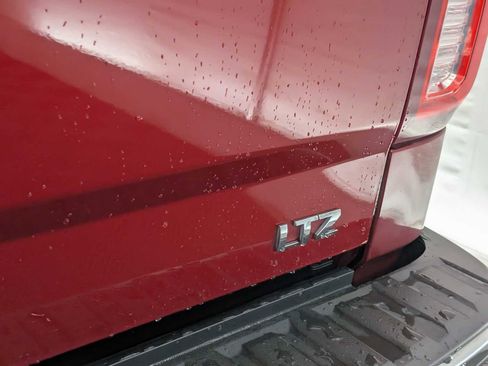 Used 2018 Chevrolet Silverado 1500 LTZ w/ LTZ Plus Package image 14