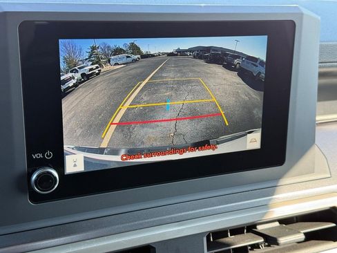 Used 2025 Toyota Tacoma SR5 image 17