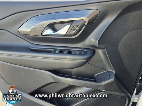 Used 2024 GMC Terrain SLE w/ Driver Convenience Package image 24