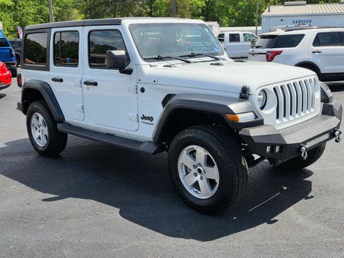 Used 2020 Jeep Wrangler Unlimited Sport AWD/4WD image 5