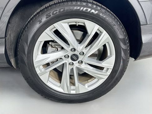Used 2022 Audi Q7 3.0T Premium Plus AWD/4WD image 33