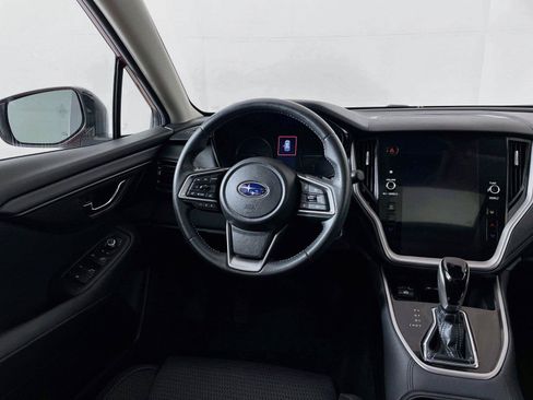 Used 2025 Subaru Outback Premium AWD/4WD image 2