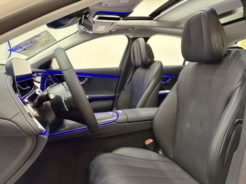 New 2025 Mercedes-Benz E 350 Sedan image 6