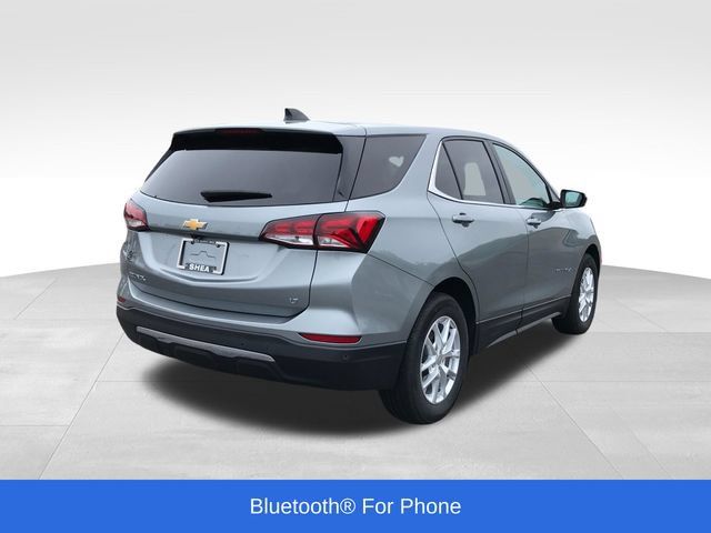 Used 2024 Chevrolet Equinox LT w/ LPO, Floor Liner Package FWD image 4