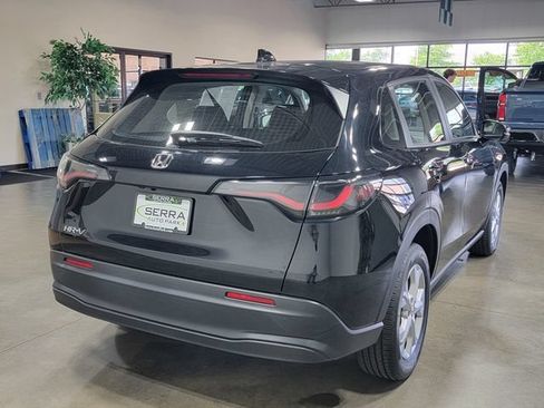 Certified 2023 Honda HR-V LX image 5