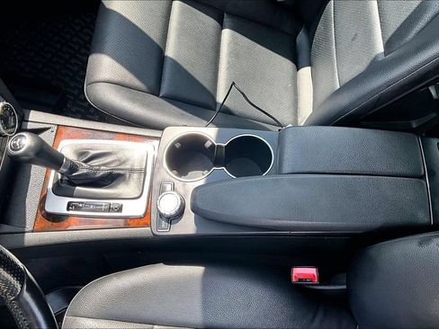Used 2014 Mercedes-Benz C 300 4MATIC Sedan image 15