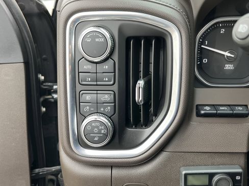 Used 2023 GMC Sierra 3500 Denali w/ Denali Ultimate Package image 24