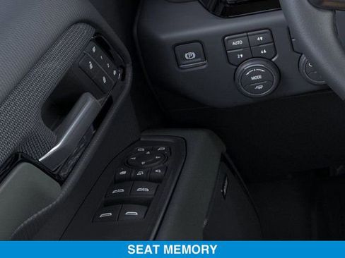 New 2026 Chevrolet Silverado 2500 ZR2 w/ LPO, Dark Essentials Package image 22