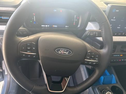 Used 2025 Ford Maverick XLT w/ XLT Luxury Package FWD image 10