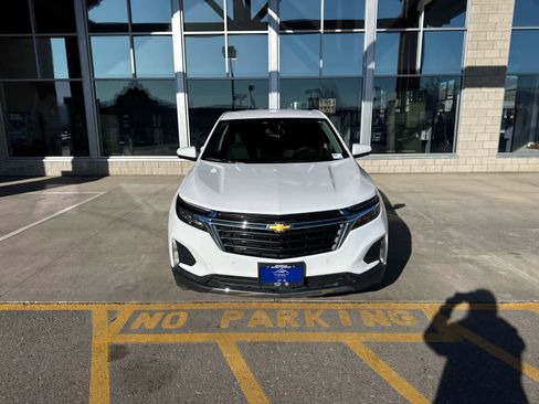Certified 2024 Chevrolet Equinox LT image 2