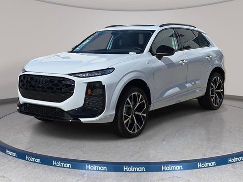 New 2026 Audi Q3 quattro 2.0T AWD/4WD image 1