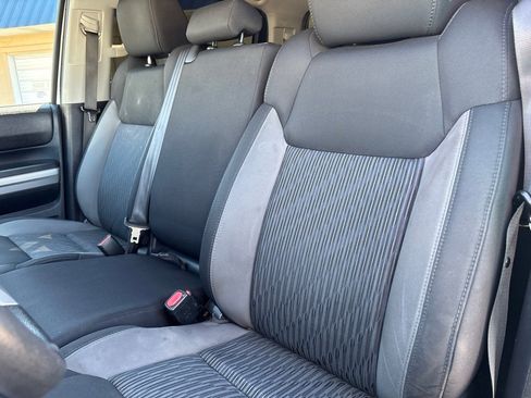 Used 2016 Toyota Tundra SR5 image 23