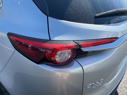 Used 2023 MAZDA CX-9 Touring image 16