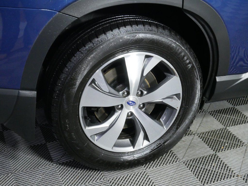 Used 2019 Subaru Ascent Premium w/ Popular Package #2 AWD/4WD image 11