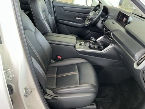 Used 2025 MAZDA CX-90 3.3 Turbo w/ Select Package AWD/4WD image 21