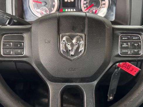 Used 2019 RAM 1500 Tradesman RWD image 5