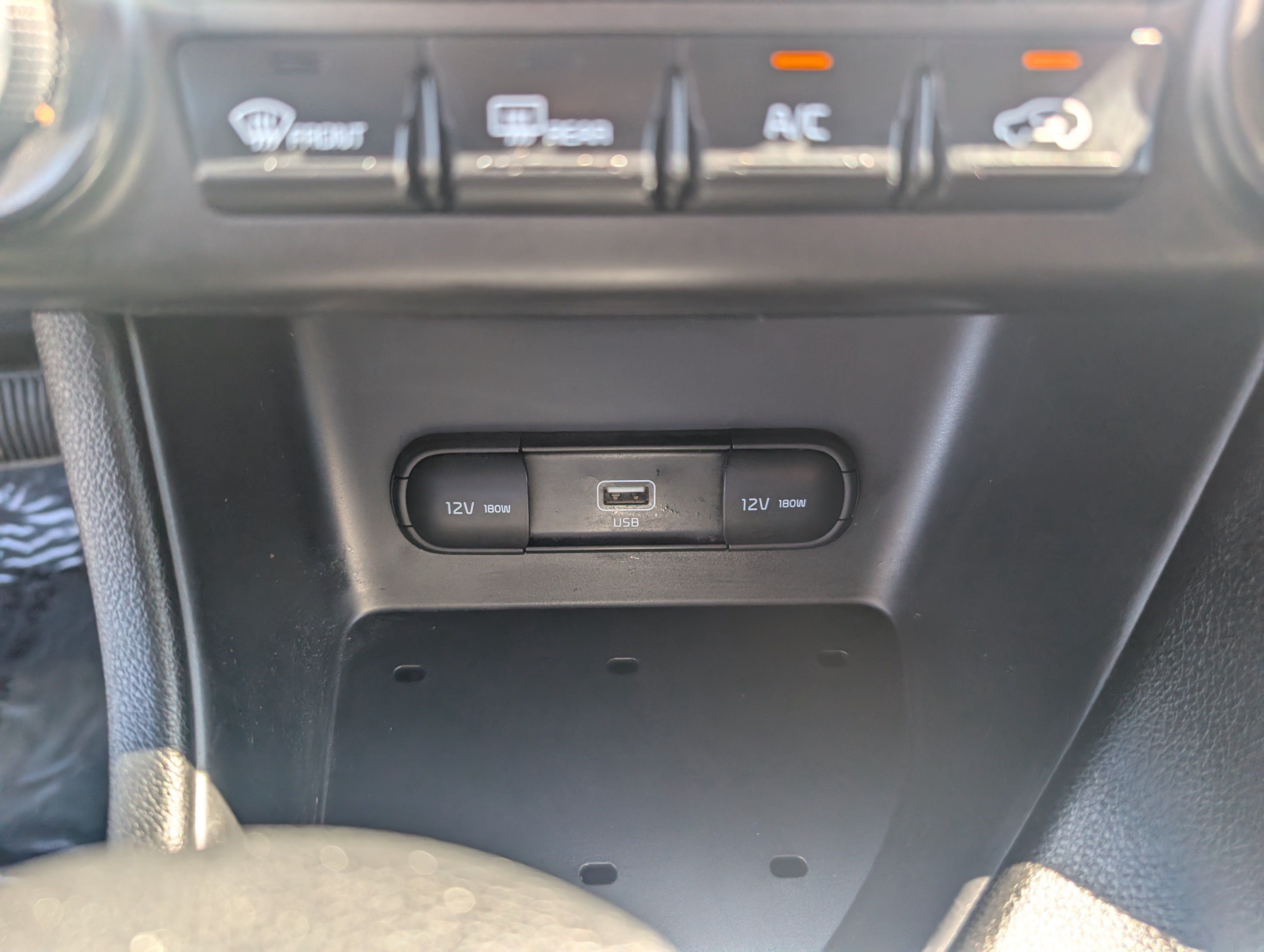 Used 2022 Kia Sportage LX AWD/4WD image 19