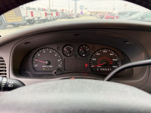 Used 2010 Ford Ranger XLT image 16