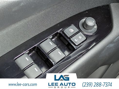 Used 2020 MAZDA CX-5 Sport FWD image 16