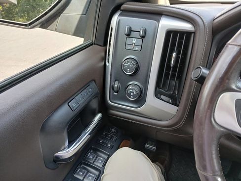 Used 2014 GMC Sierra 1500 SLT w/ SLT Crew Cab Value Package image 5