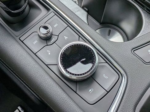 New 2026 Cadillac XT5 Sportv AWD/4WD image 24