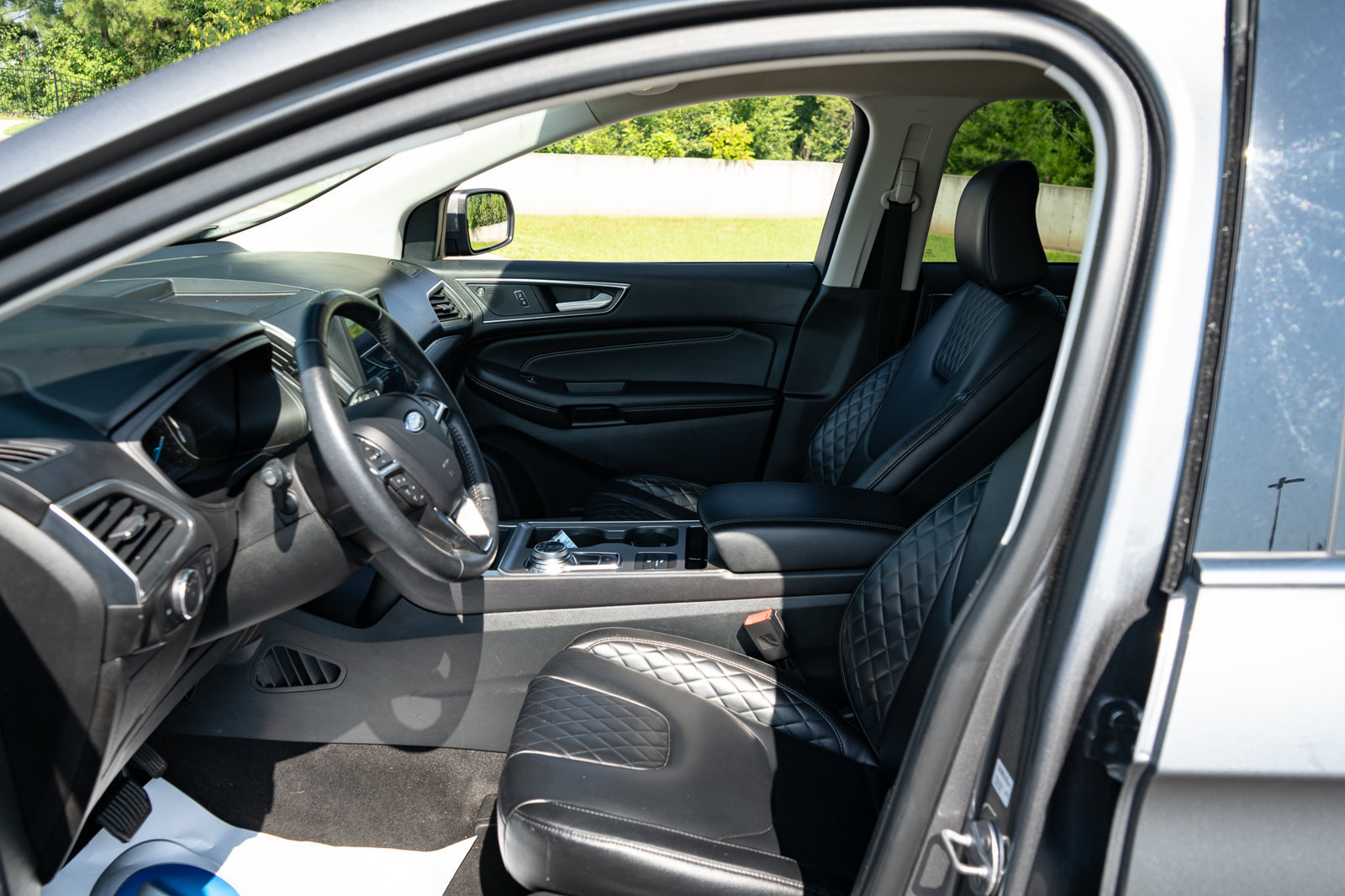 Used 2024 Ford Edge Titanium AWD/4WD image 14