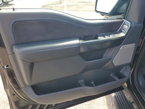 Used 2024 Ford F150 Platinum AWD/4WD image 10