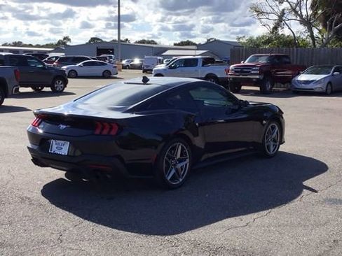 Certified 2024 Ford Mustang Coupe image 5