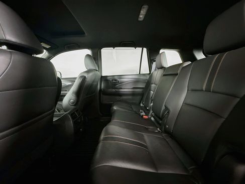 Certified 2023 Honda Passport TrailSport image 30