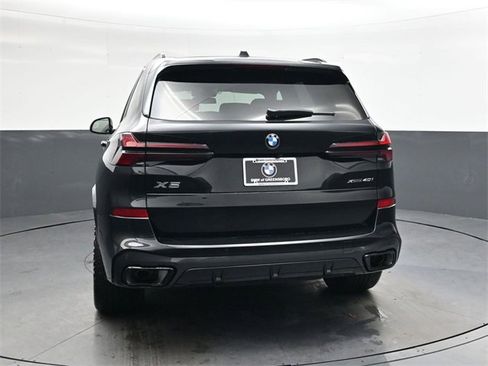 New 2026 BMW X5 xDrive40i w/ M Sport Package image 5