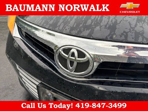 Used 2013 Toyota Avalon XLE Touring FWD image 10