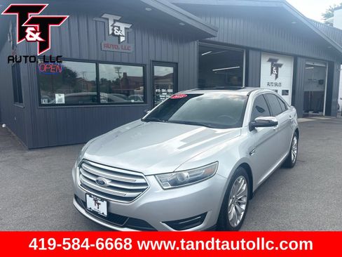 Used 2015 Ford Taurus Limited FWD image 1