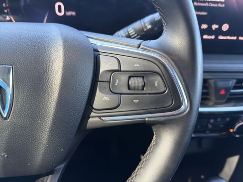 Used 2024 Buick Encore GX Sport Touring FWD image 20