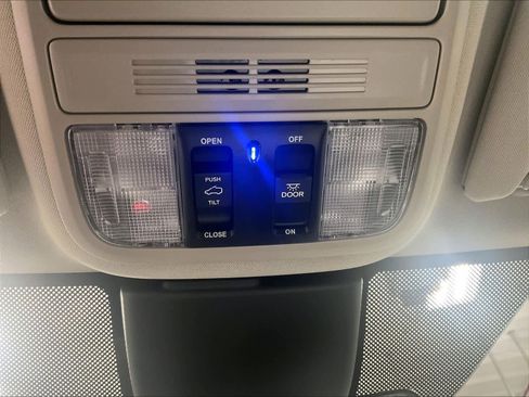 Used 2025 Honda Odyssey EX-L image 26