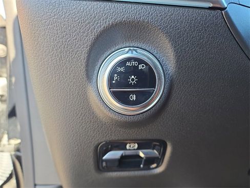 Used 2024 Mercedes-Benz CLE 450 4MATIC Coupe image 17