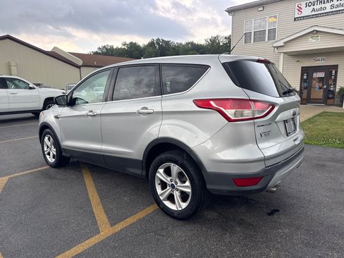Used 2016 Ford Escape SE AWD/4WD image 8