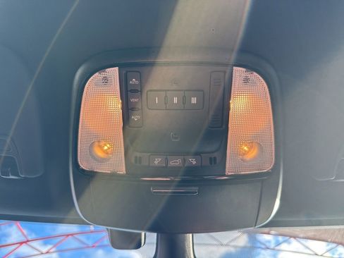 Certified 2024 Dodge Durango GT image 19